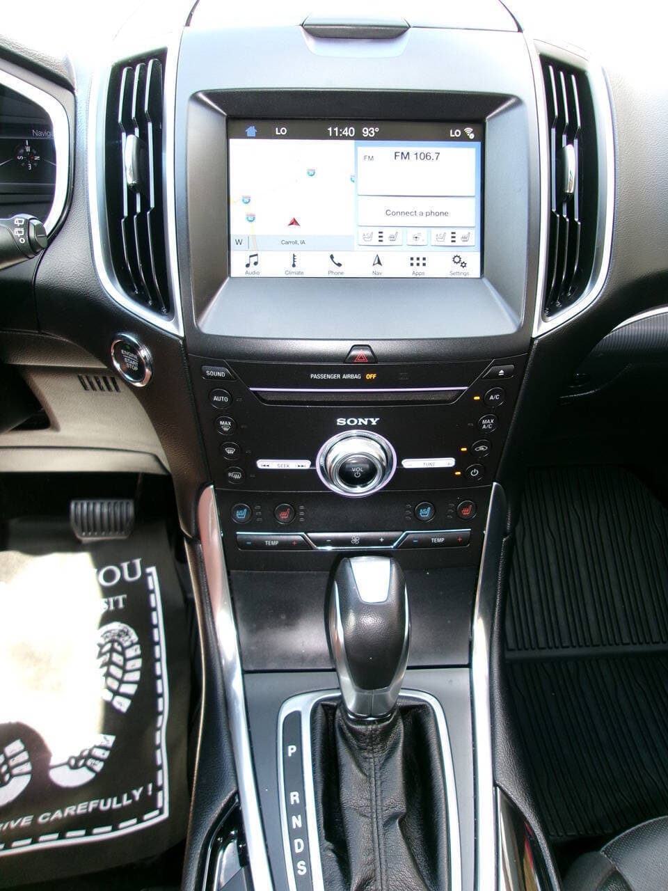 2017 Ford Edge — photo 13 of 23
