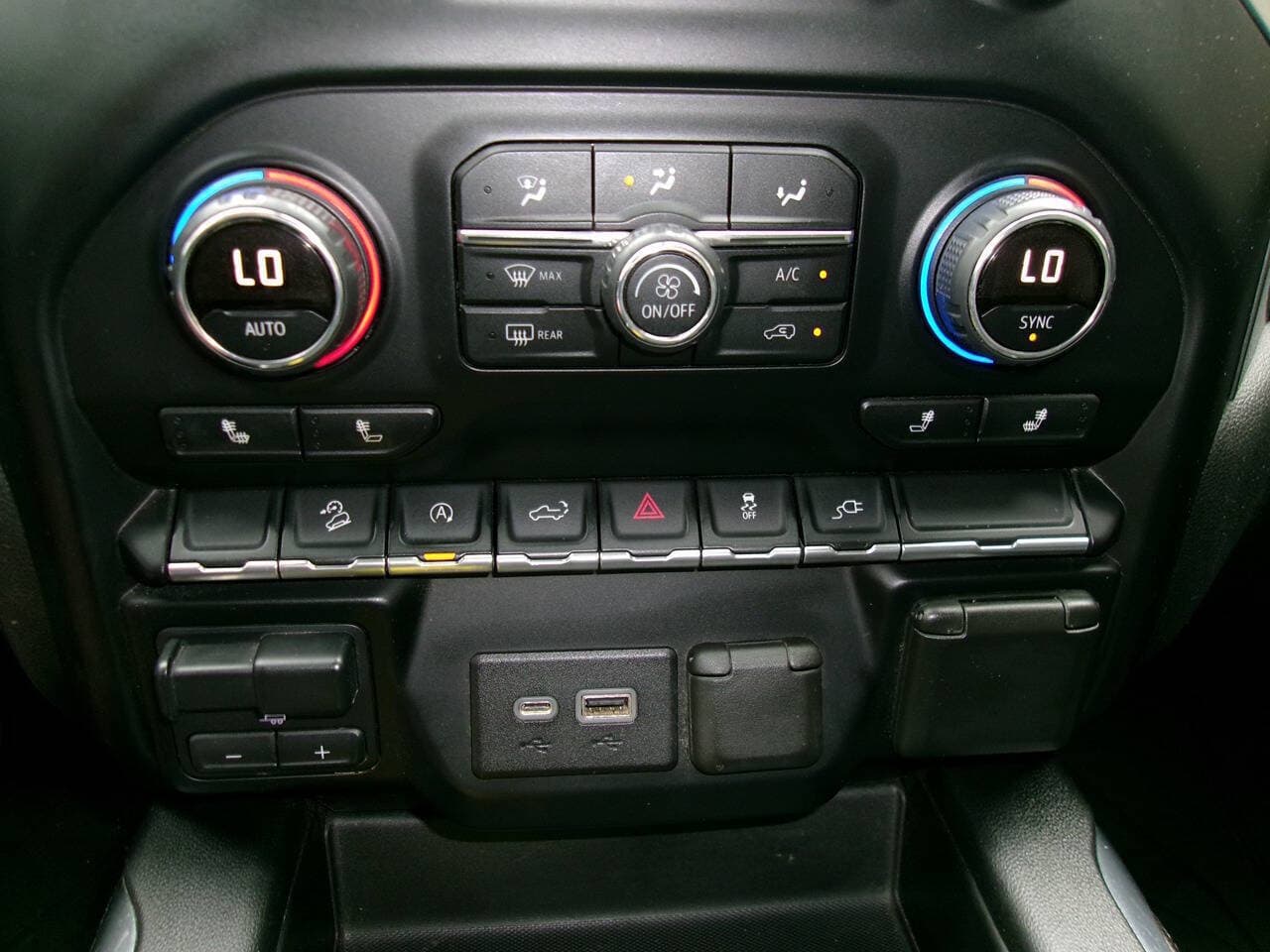 2019 Chevrolet Silverado 1500 — photo 15 of 21