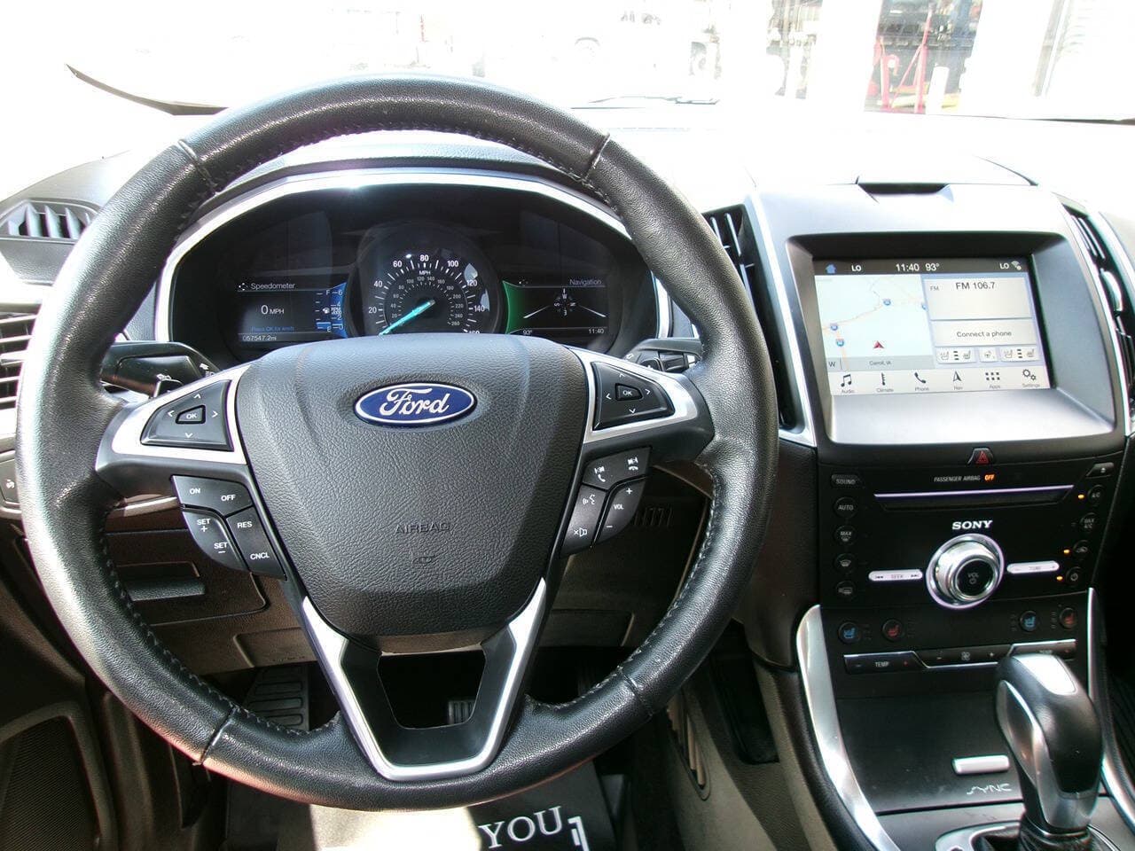 2017 Ford Edge — photo 10 of 23